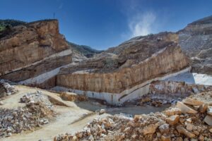 pexels-photo-15138922-wejsc-do-chin-i-umoczyc-biznesowy-case