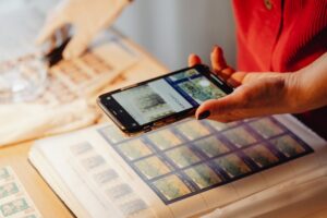 pexels-photo-6661090-archiwizacja-i-przechowywanie-dokumentow